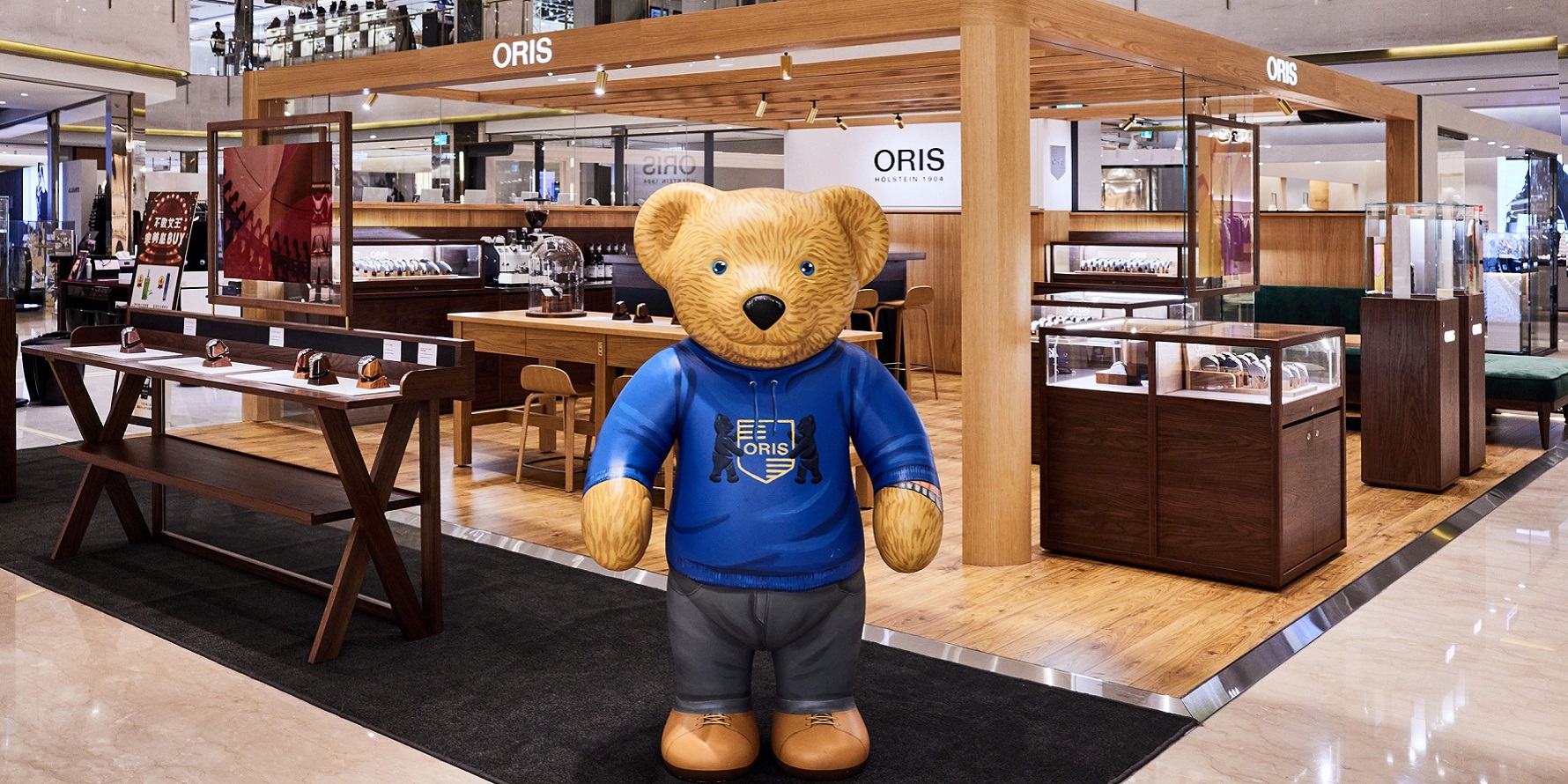 全台最大 ORIS Watch & Coffee複合式專賣店同步開幕